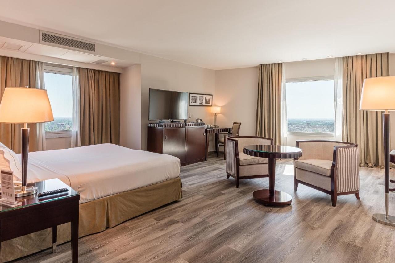 Diplomatichotel Mendoza Ngoại thất bức ảnh A room at the hotel