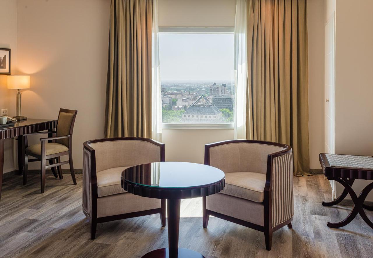 Diplomatichotel Mendoza Ngoại thất bức ảnh A room at the hotel