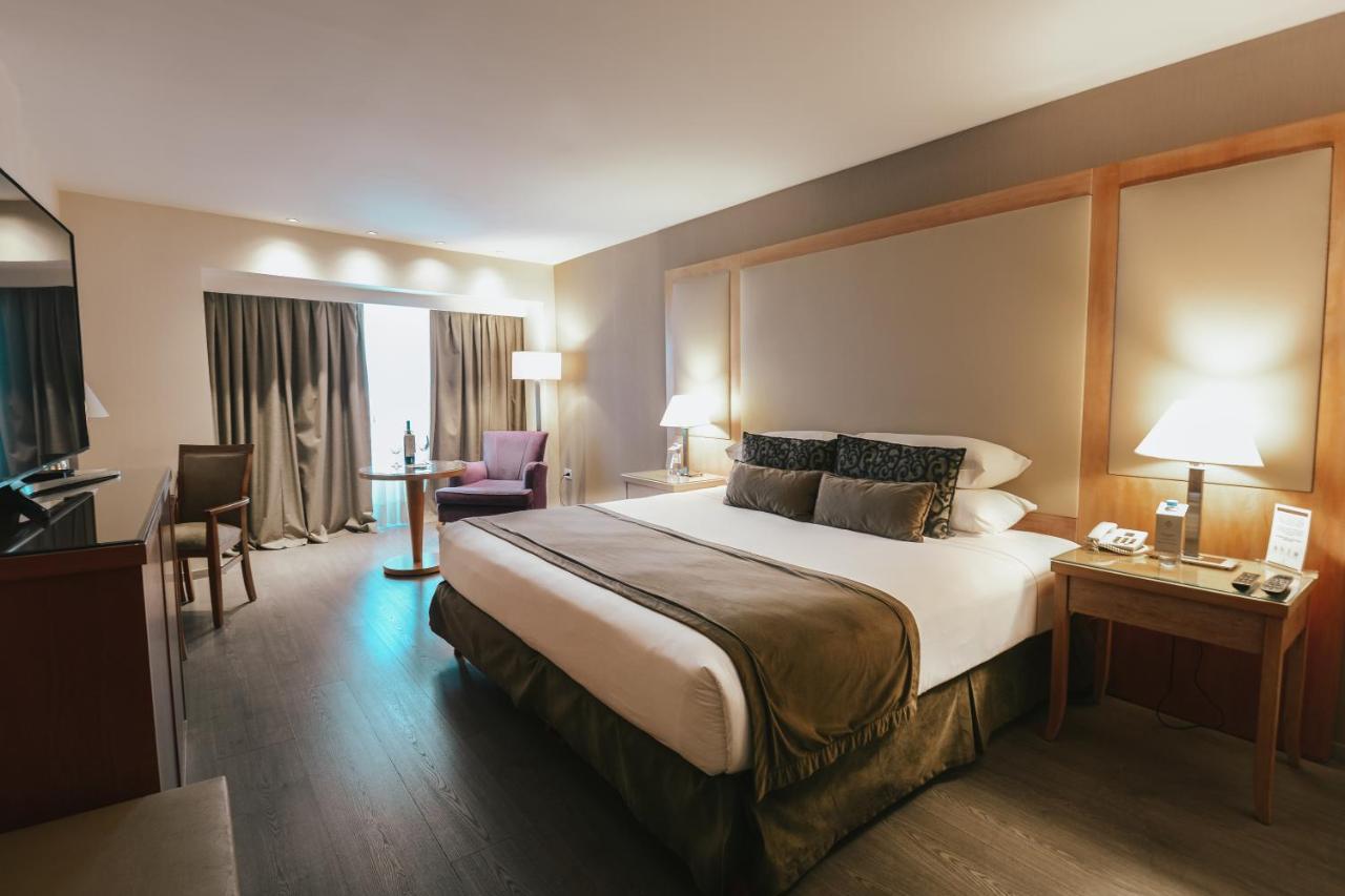 Diplomatichotel Mendoza Ngoại thất bức ảnh A room at the hotel