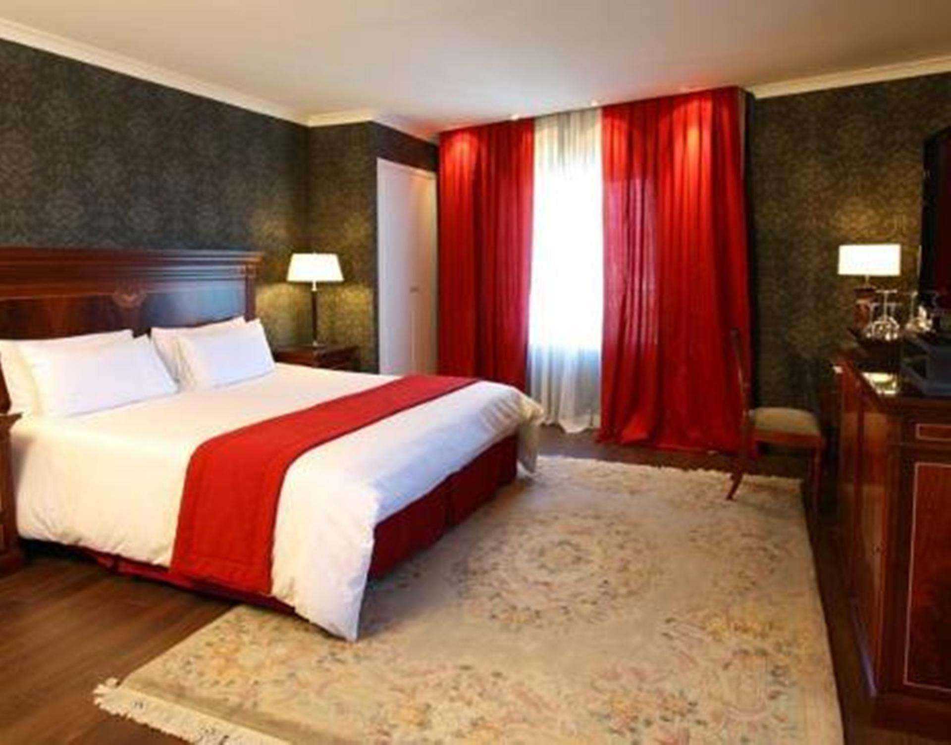 Diplomatichotel Mendoza Ngoại thất bức ảnh A bedroom